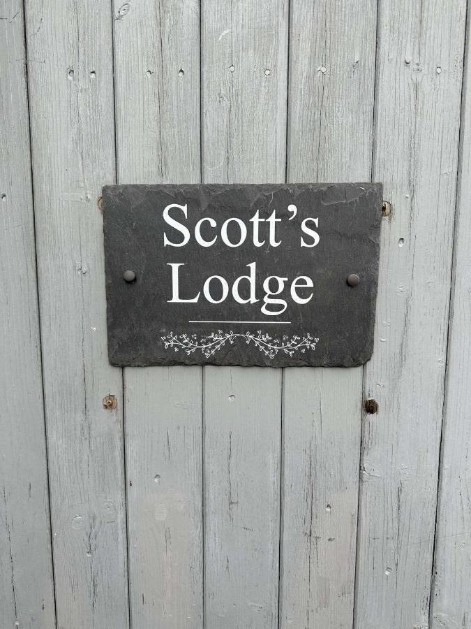 Scott'S Lodge 페버샴 외부 사진